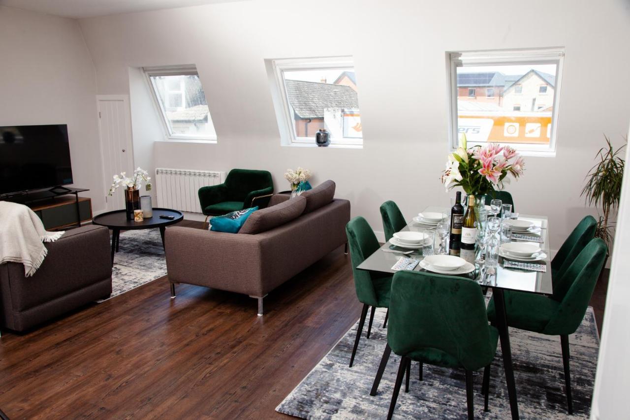 High Life Serviced Apartments - Old Town Swindon Exterior photo