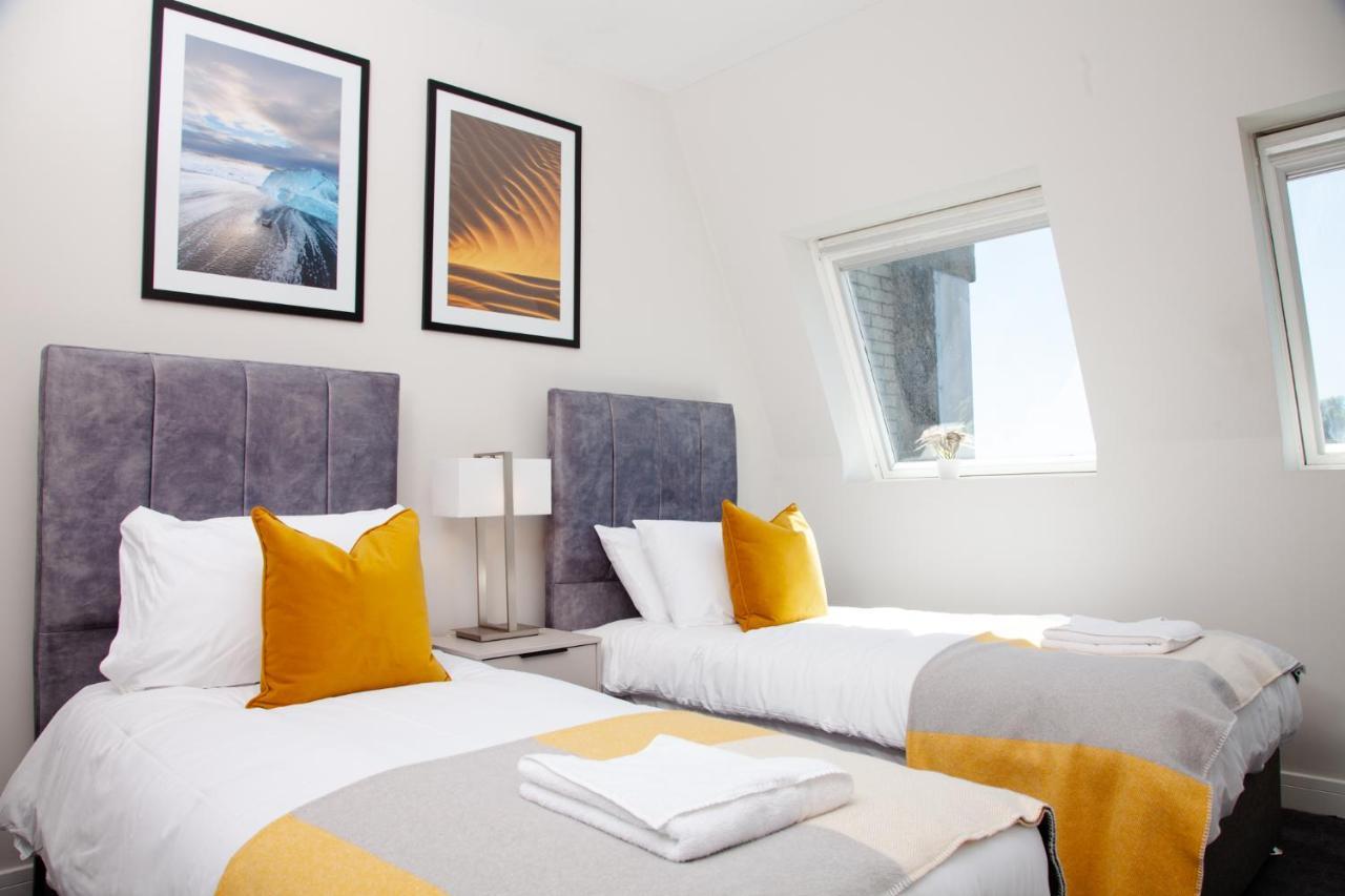 High Life Serviced Apartments - Old Town Swindon Exterior photo
